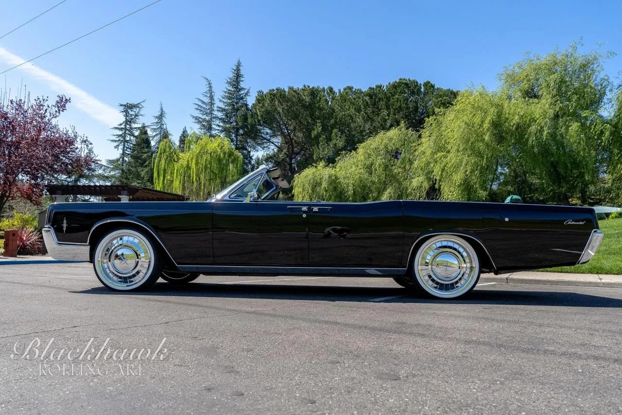 1966 Lincoln Continental - Thumbnail 8