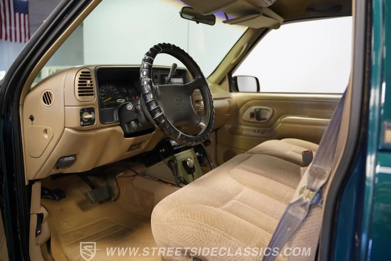 1996 Chevrolet Silverado 1500 LT Z71 4X4 - Thumbnail 4