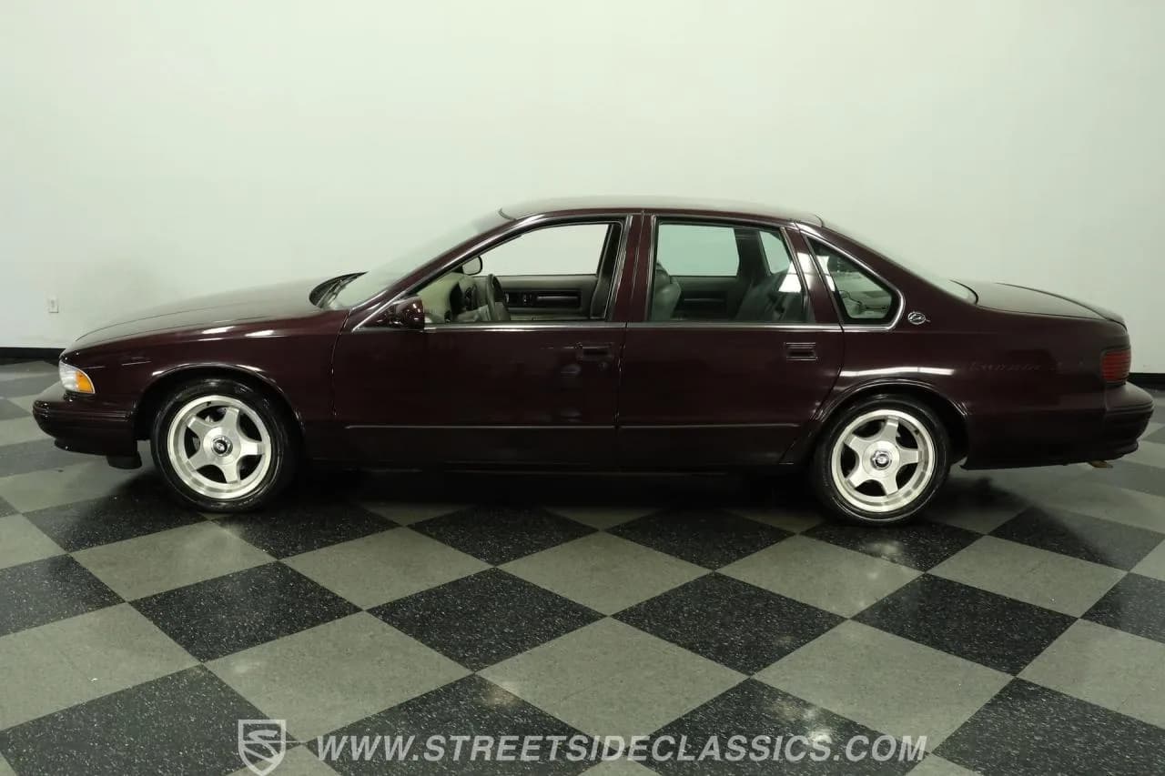 1996 Chevrolet Impala SS - Thumbnail 2