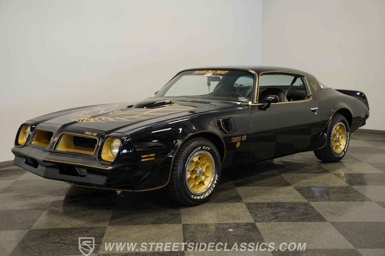 1976 Pontiac Firebird Trans am 50th anniversary special edition - Thumbnail 6