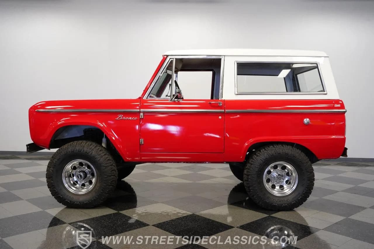 1975 Ford Bronco 4x4 5.0L - Thumbnail 2