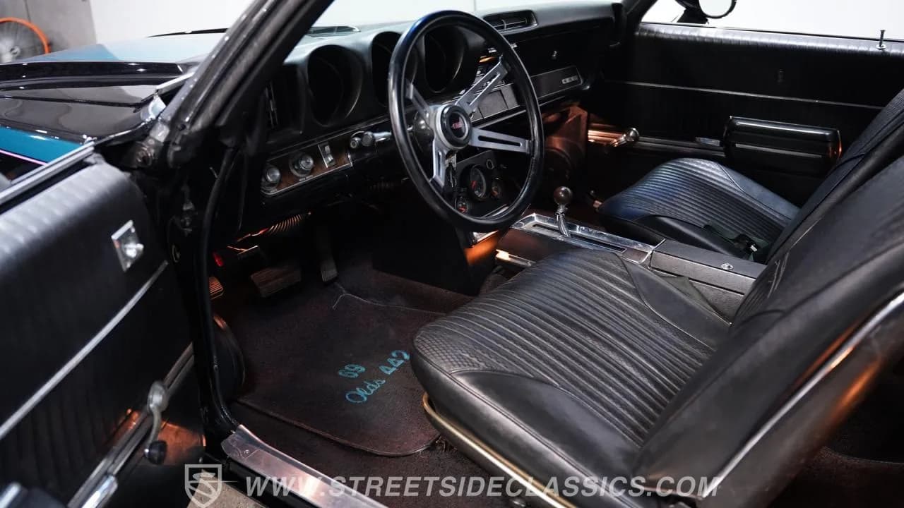 1969 Oldsmobile Cutlass 442 W30 Tribute Convertible - Thumbnail 4