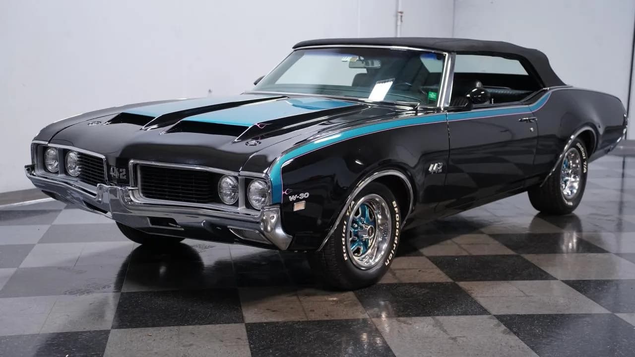 1969 Oldsmobile Cutlass 442 W30 Tribute Convertible - Thumbnail 6
