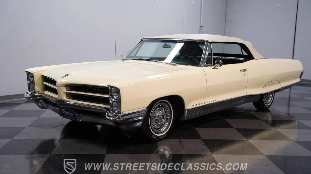 1966 Pontiac Bonneville Convertible - Thumbnail 6