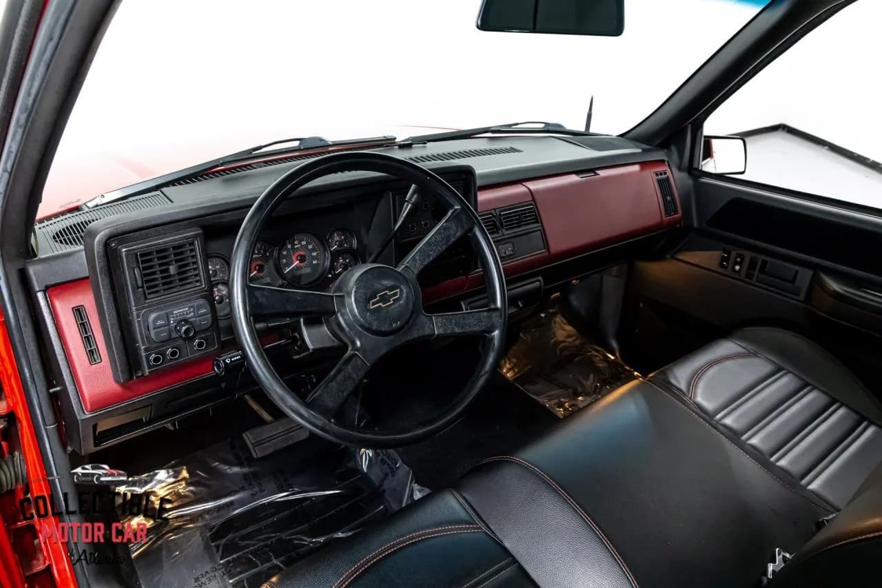 1988 Chevrolet C1500 - Thumbnail 3