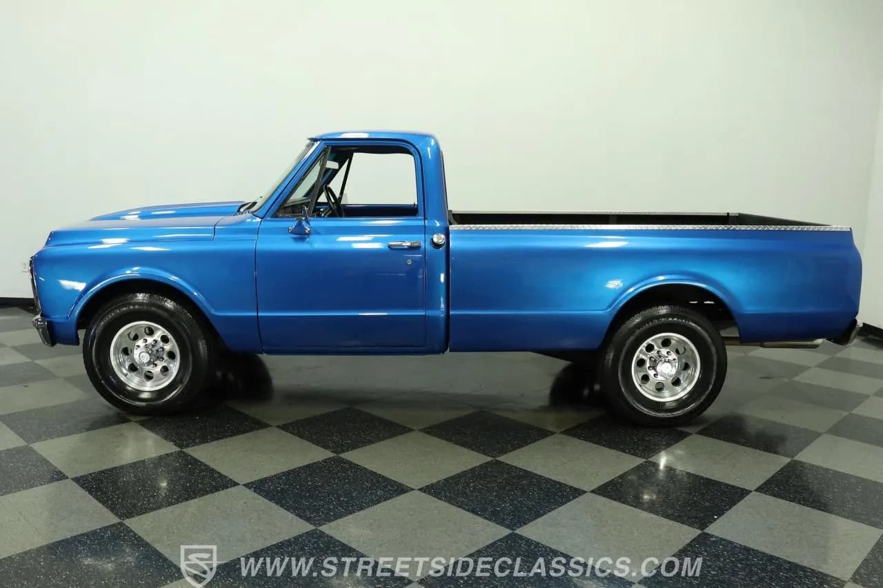 1971 Chevrolet C20 3/4 Ton Custom - Thumbnail 2