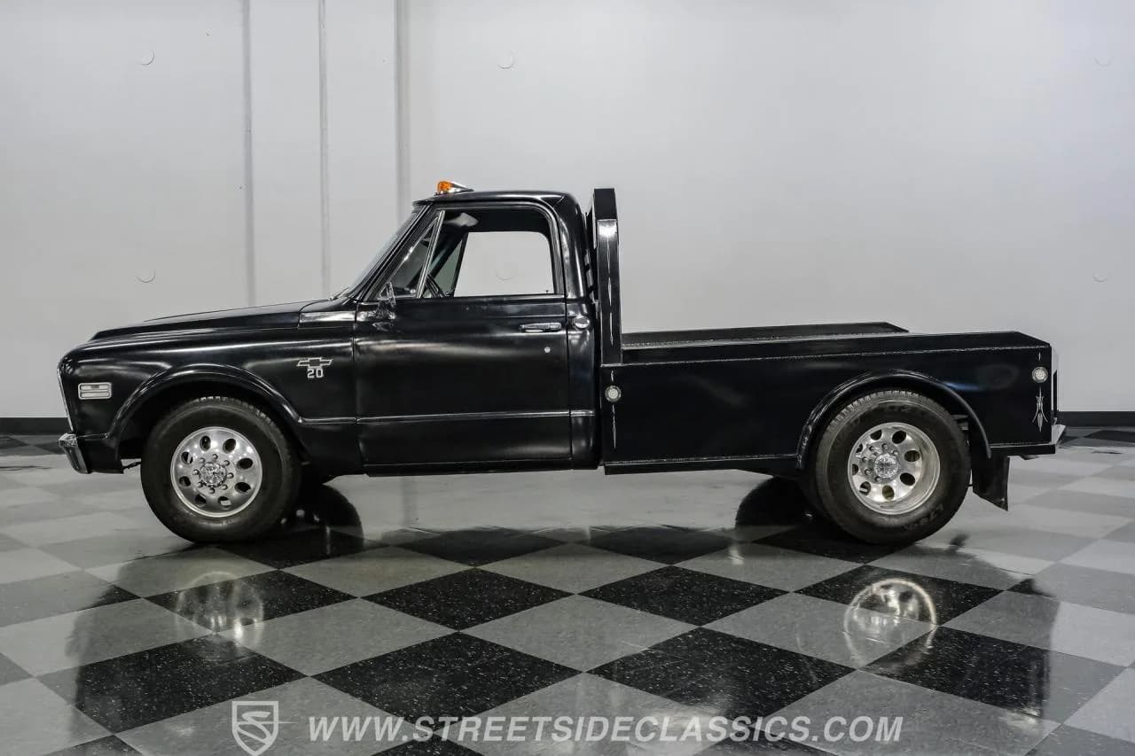 1968 Chevrolet C20 Flatbed Dually - Thumbnail 2