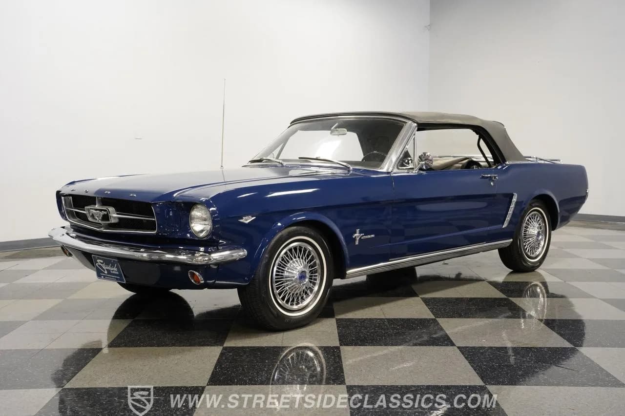 1965 Ford Mustang Convertible - Thumbnail 6