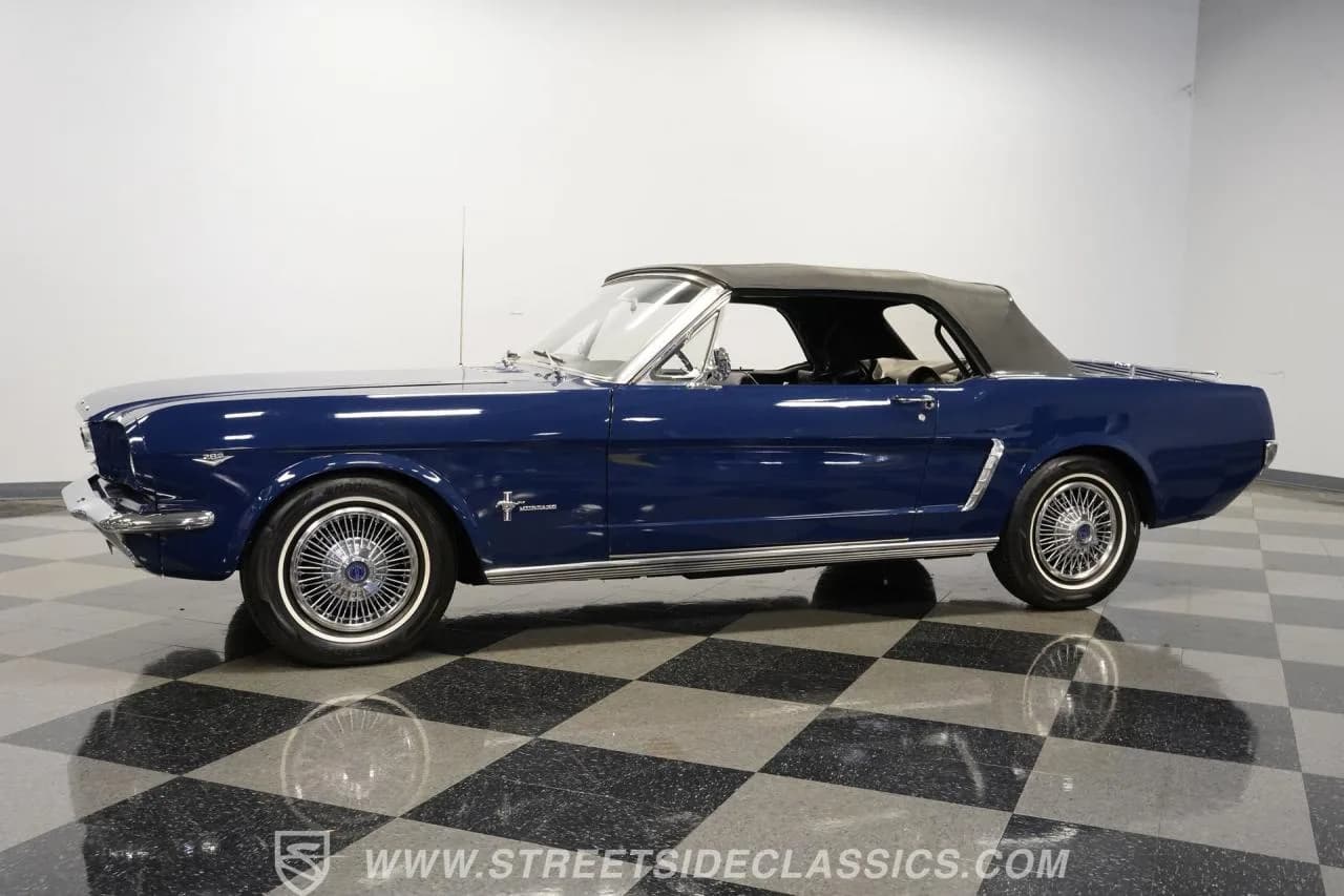1965 Ford Mustang Convertible - Thumbnail 7