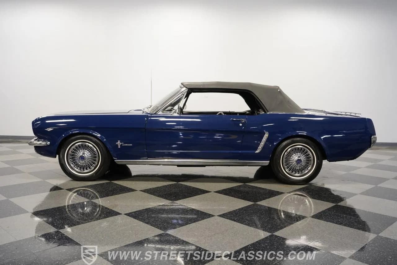 1965 Ford Mustang Convertible - Thumbnail 8