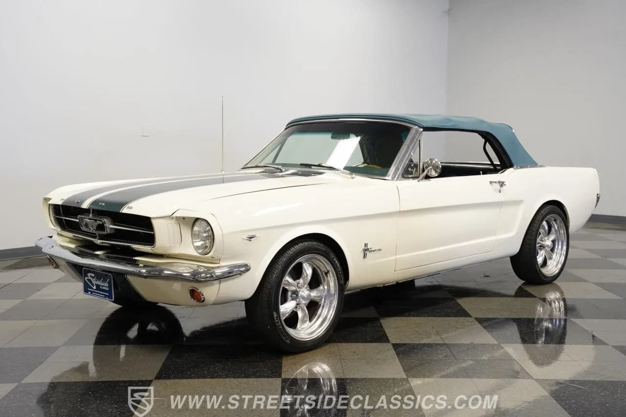 1965 Ford Mustang Convertible - Thumbnail 6