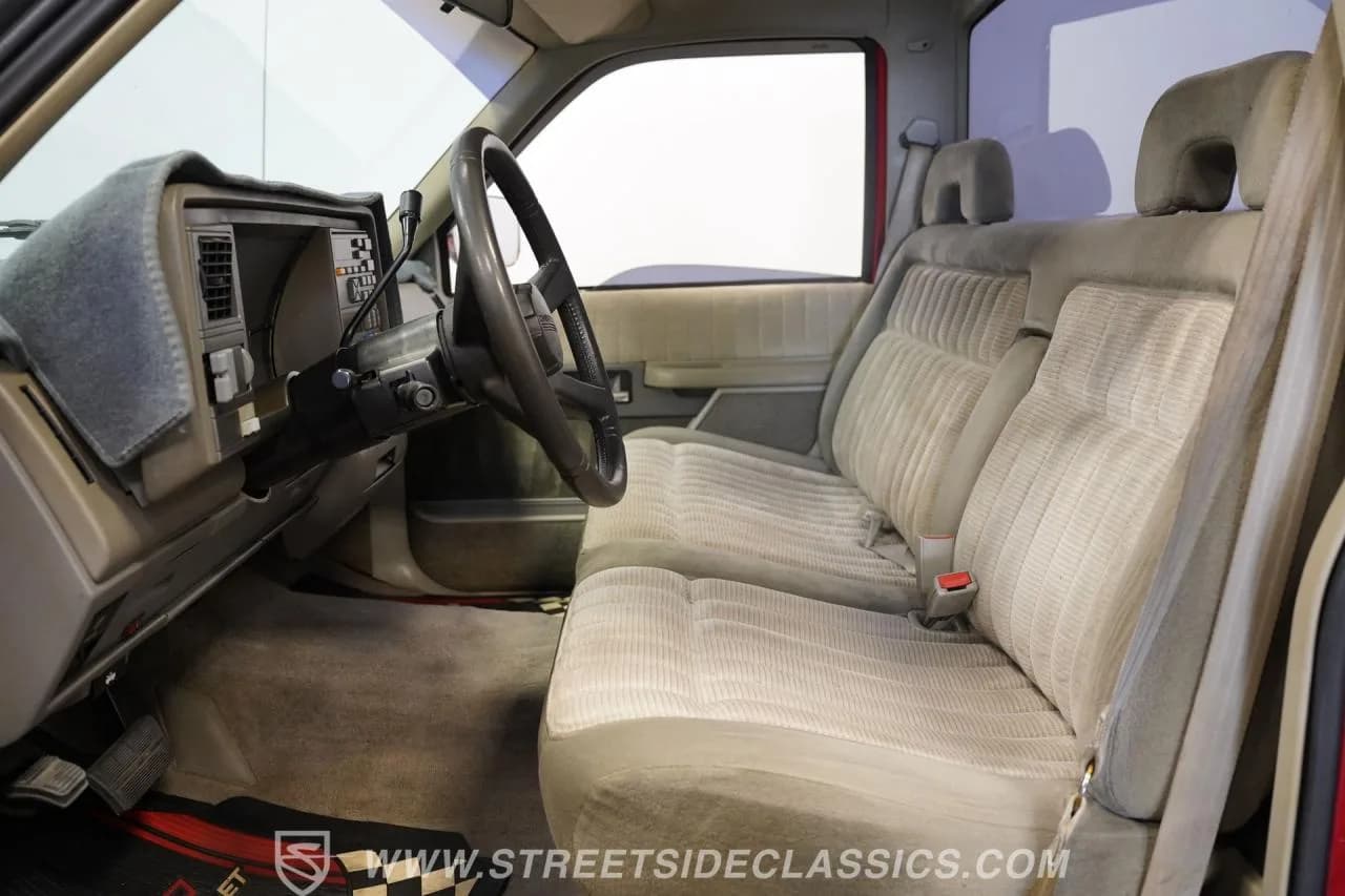 1994 Chevrolet C1500 Silverado Stepside - Thumbnail 3