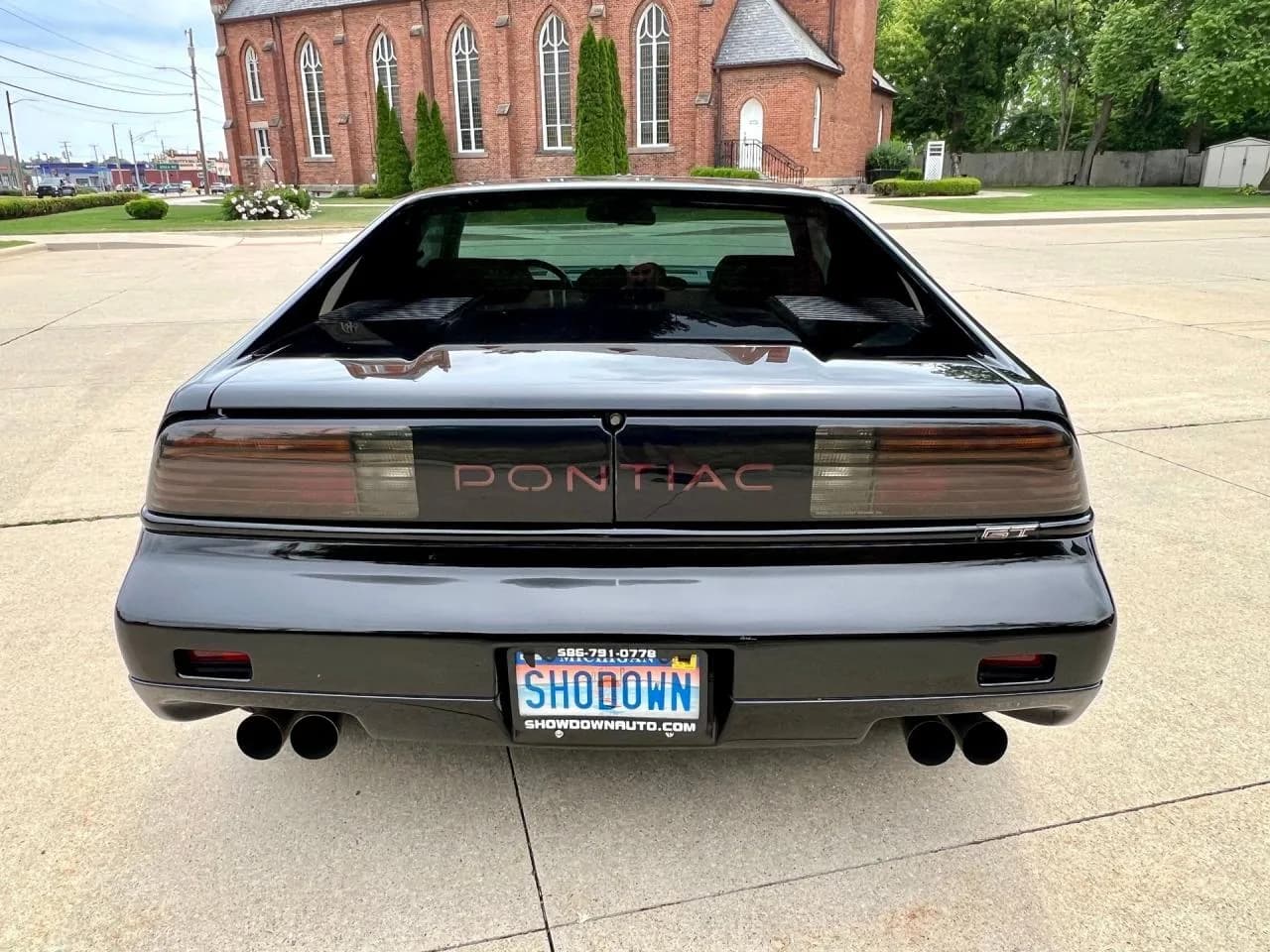 1988 Pontiac Fiero - Thumbnail 6