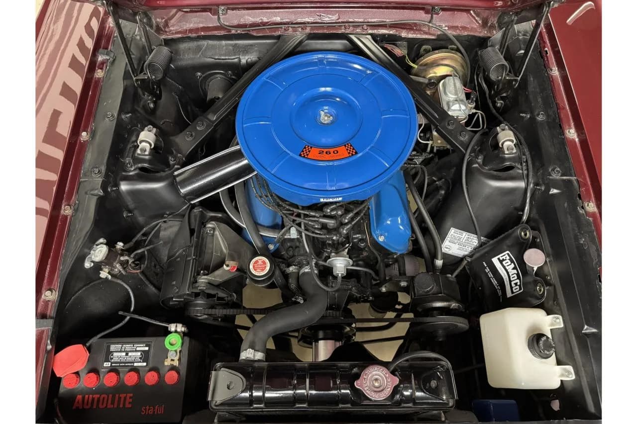 1965 Ford 260 Mustang Convertible - Thumbnail 6