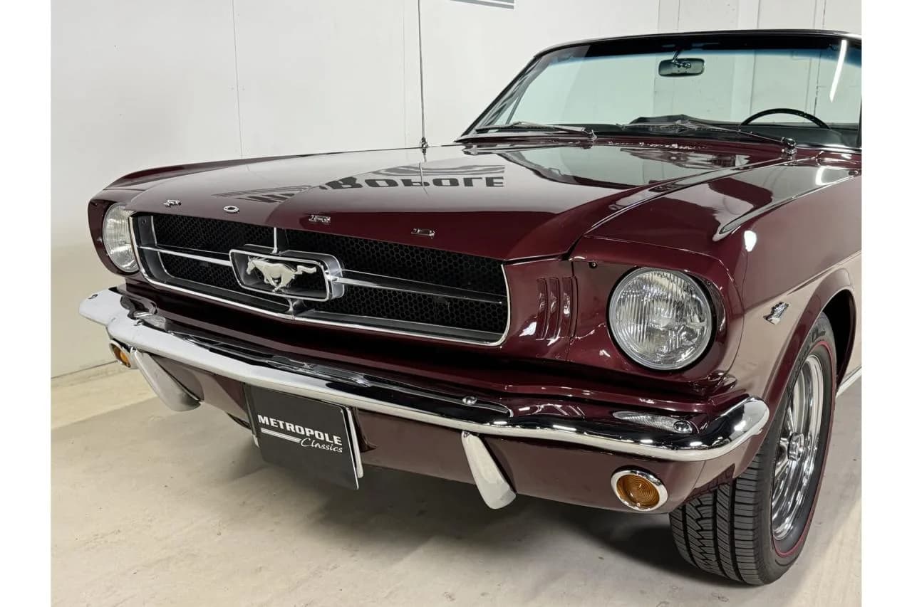 1965 Ford 260 Mustang Convertible - Thumbnail 8