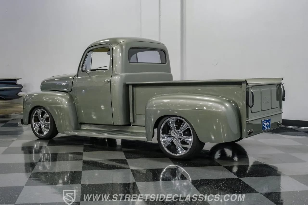 1951 Ford F-1 Restomod - Thumbnail 8