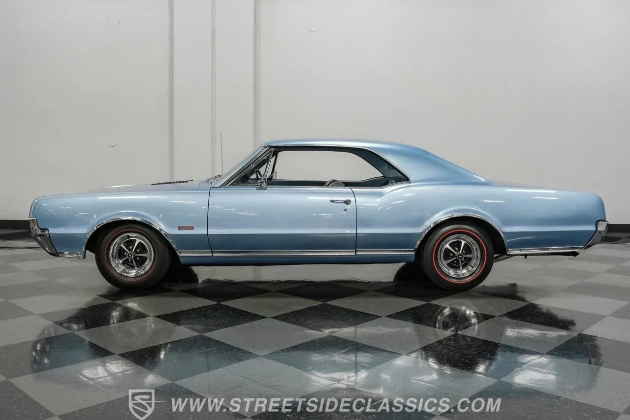 1967 Oldsmobile CUTLASS 442 - Thumbnail 7