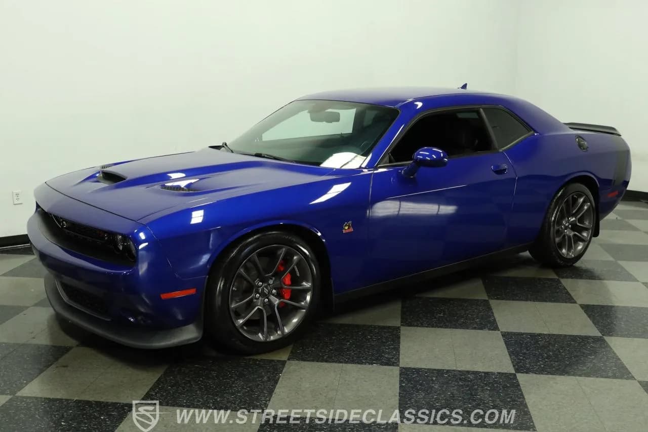 2022 Dodge Challenger R/T Scat Pack - Thumbnail 6