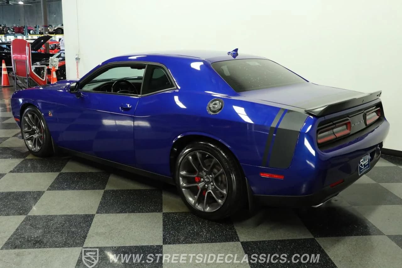 2022 Dodge Challenger R/T Scat Pack - Thumbnail 7