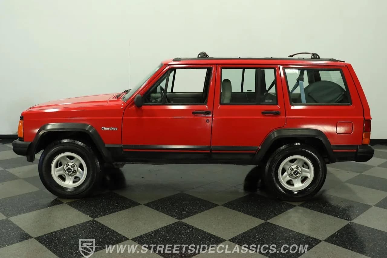 1995 Jeep Cherokee Sport 4X4 - Thumbnail 2