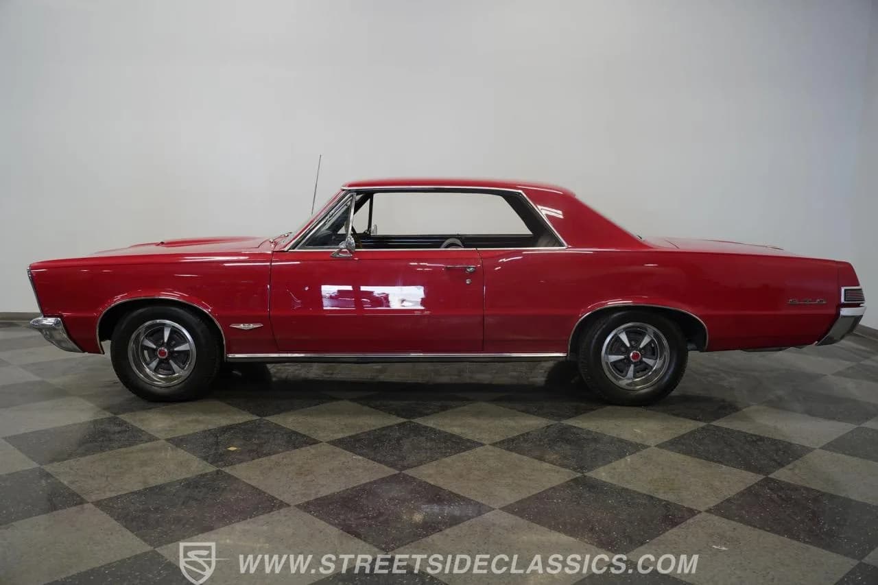 1965 Pontiac GTO - Thumbnail 8