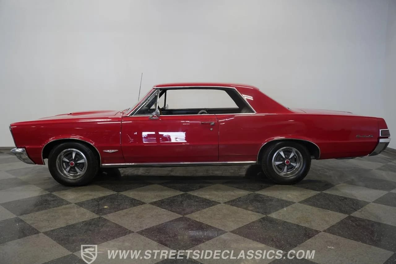 1965 Pontiac GTO - Thumbnail 2