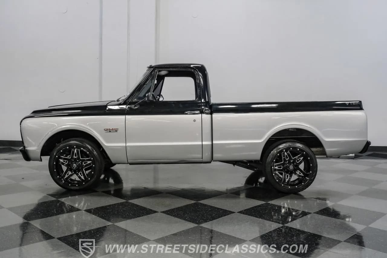 1968 GMC C1500 Restomod - Thumbnail 7
