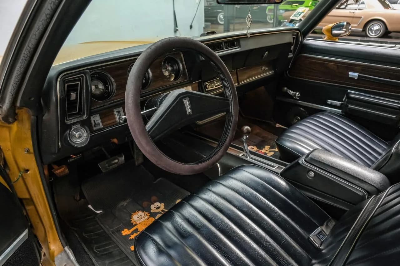 1972 Oldsmobile Cutlass Supreme Convertible - Thumbnail 4