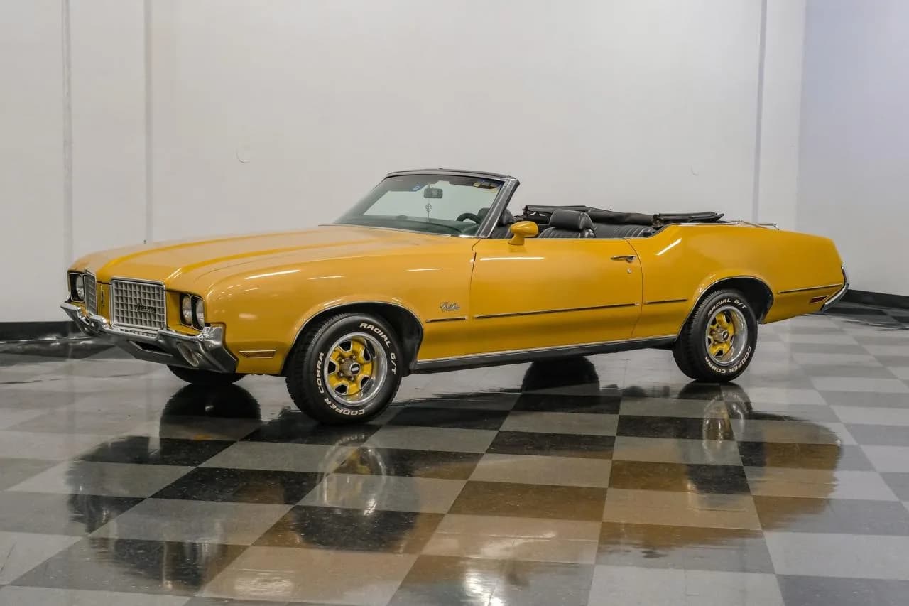 1972 Oldsmobile Cutlass Supreme Convertible - Thumbnail 6