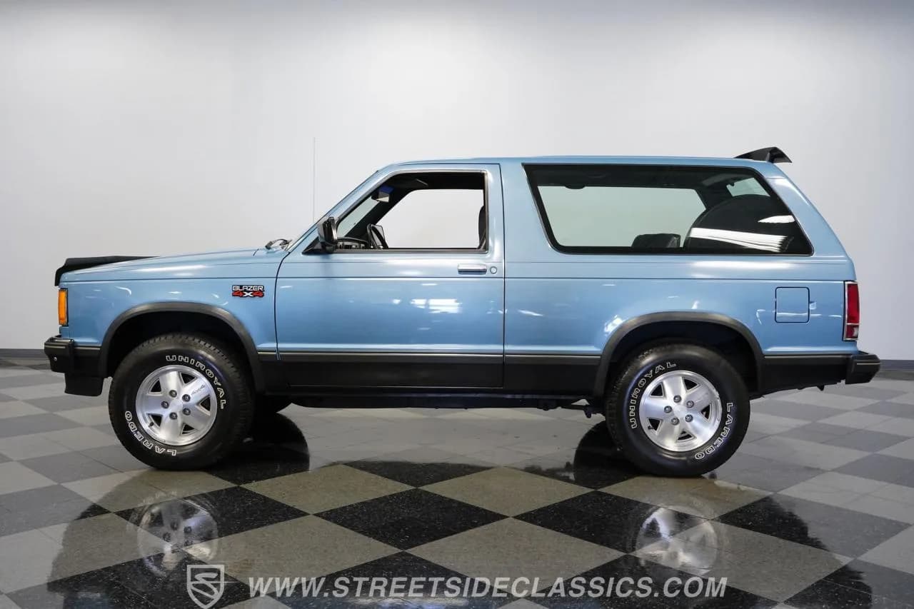 1984 Chevrolet S10 Blazer Sport 4x4 - Thumbnail 2