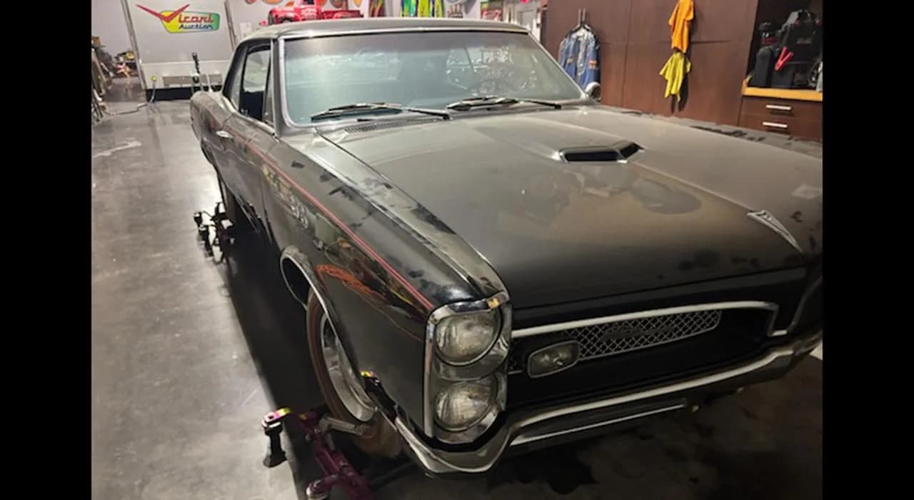 1967 Pontiac GTO - Thumbnail 2