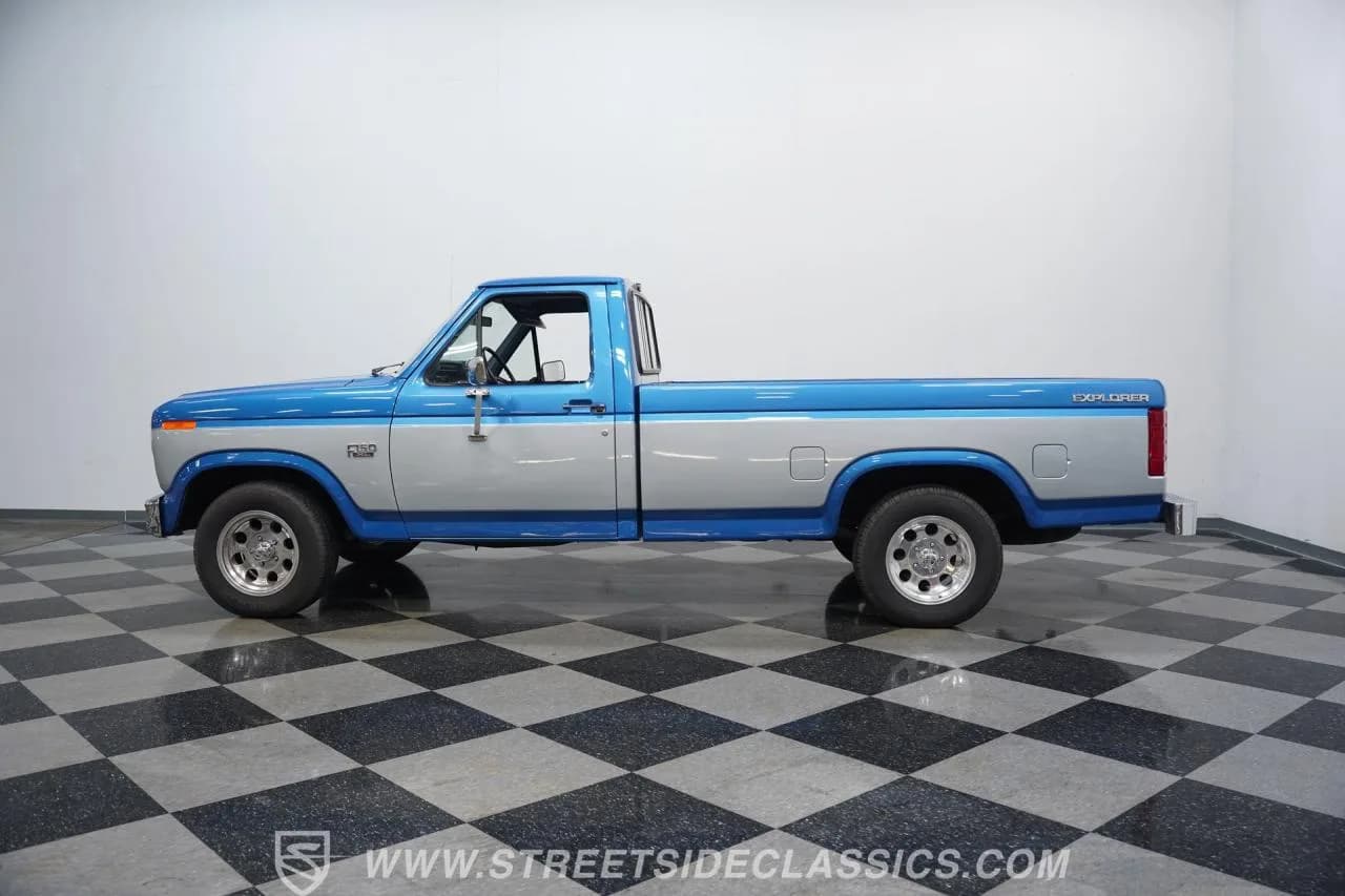 1985 Ford F-150 XL - Thumbnail 2