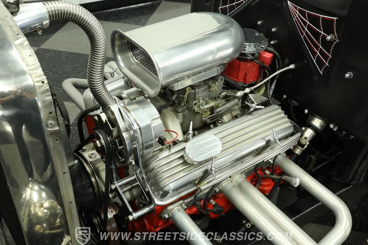 1930 Ford 5-Window Coupe - Thumbnail 4