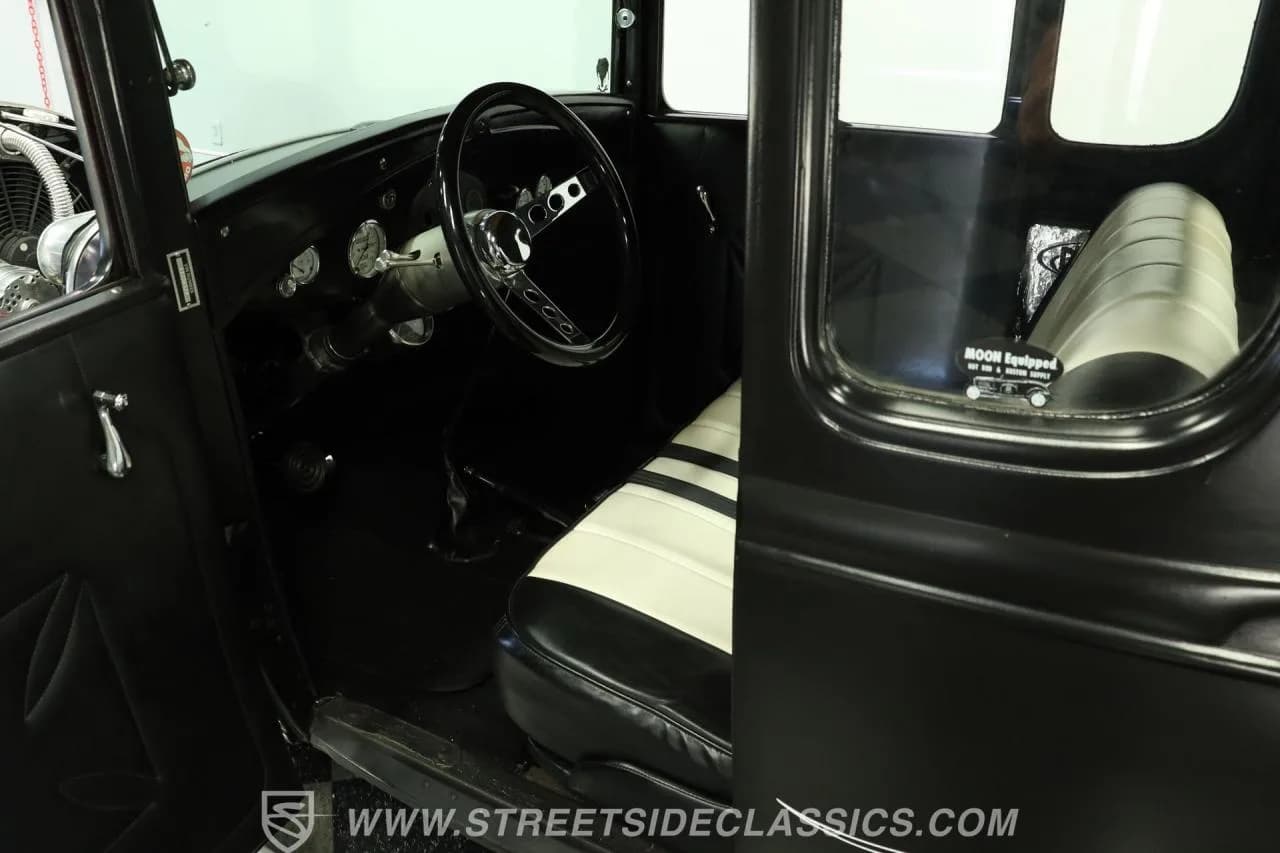 1930 Ford 5-Window Coupe - Thumbnail 5