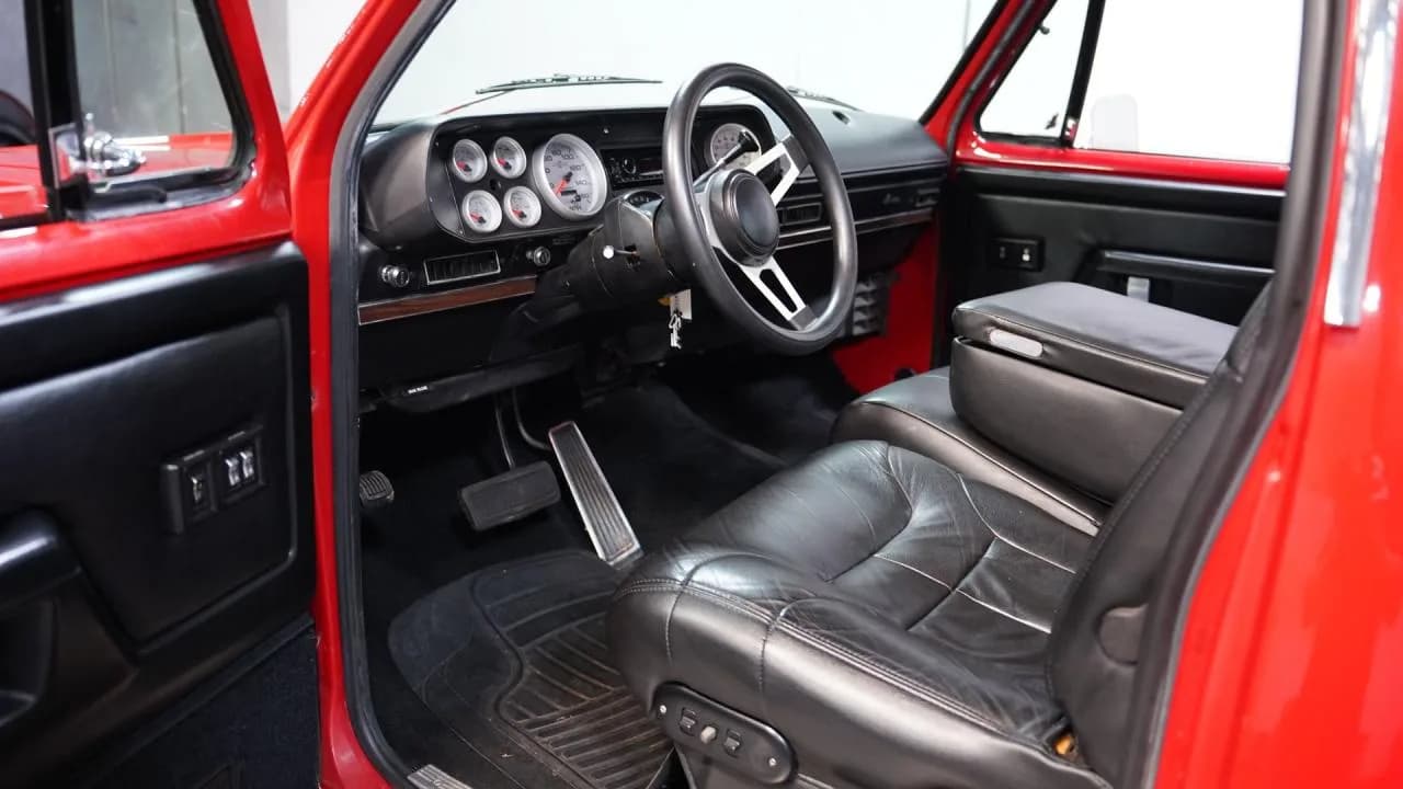 1978 Dodge Lil Red Express - Thumbnail 4
