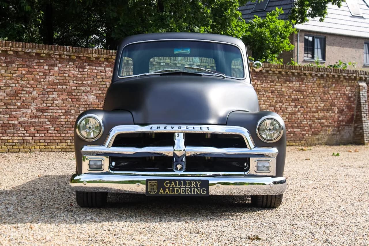 1955 Chevrolet 3100 &ldquo;Restomod Eight&rdquo; - Thumbnail 4