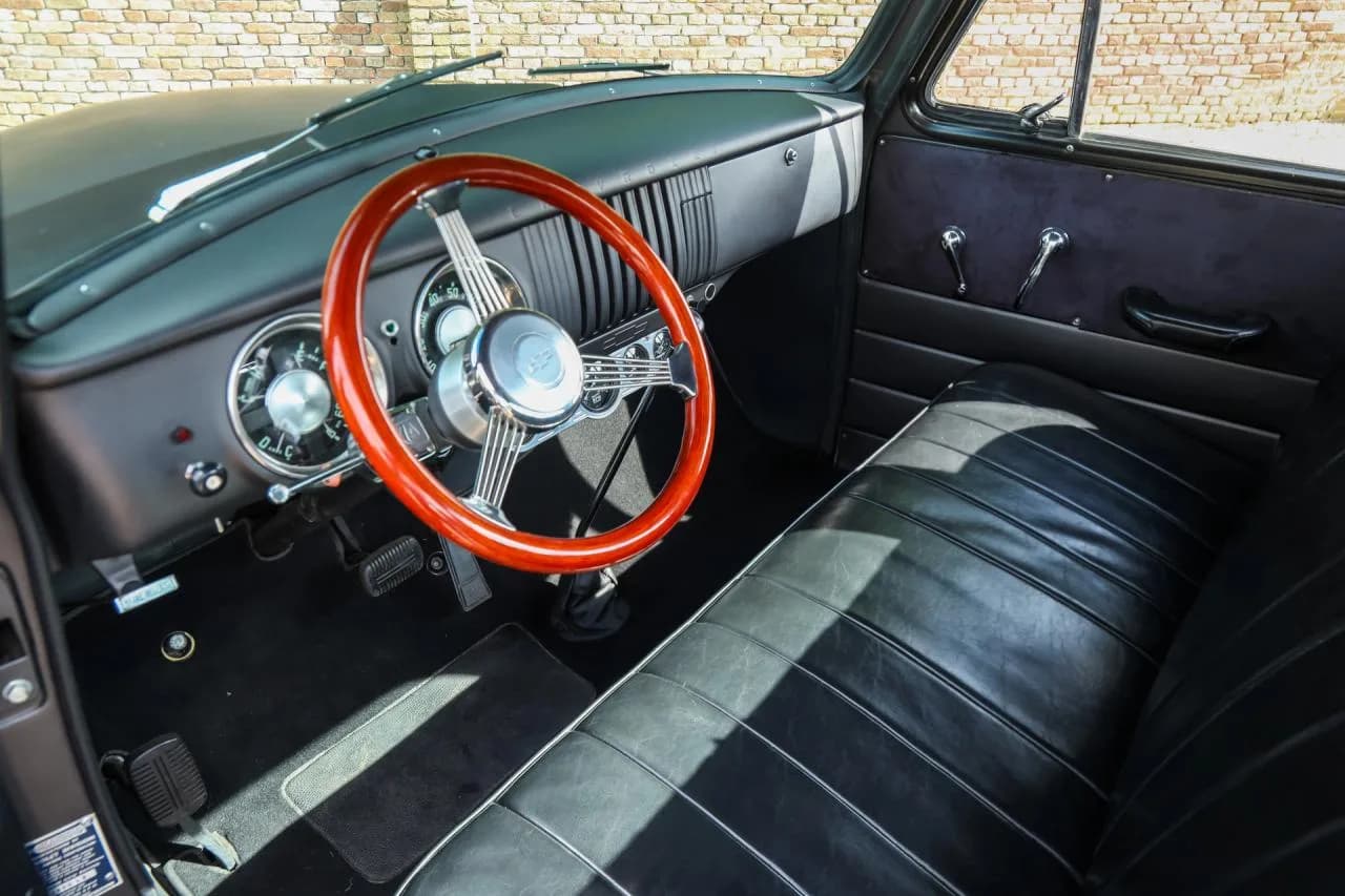 1955 Chevrolet 3100 &ldquo;Restomod Eight&rdquo; - Thumbnail 3