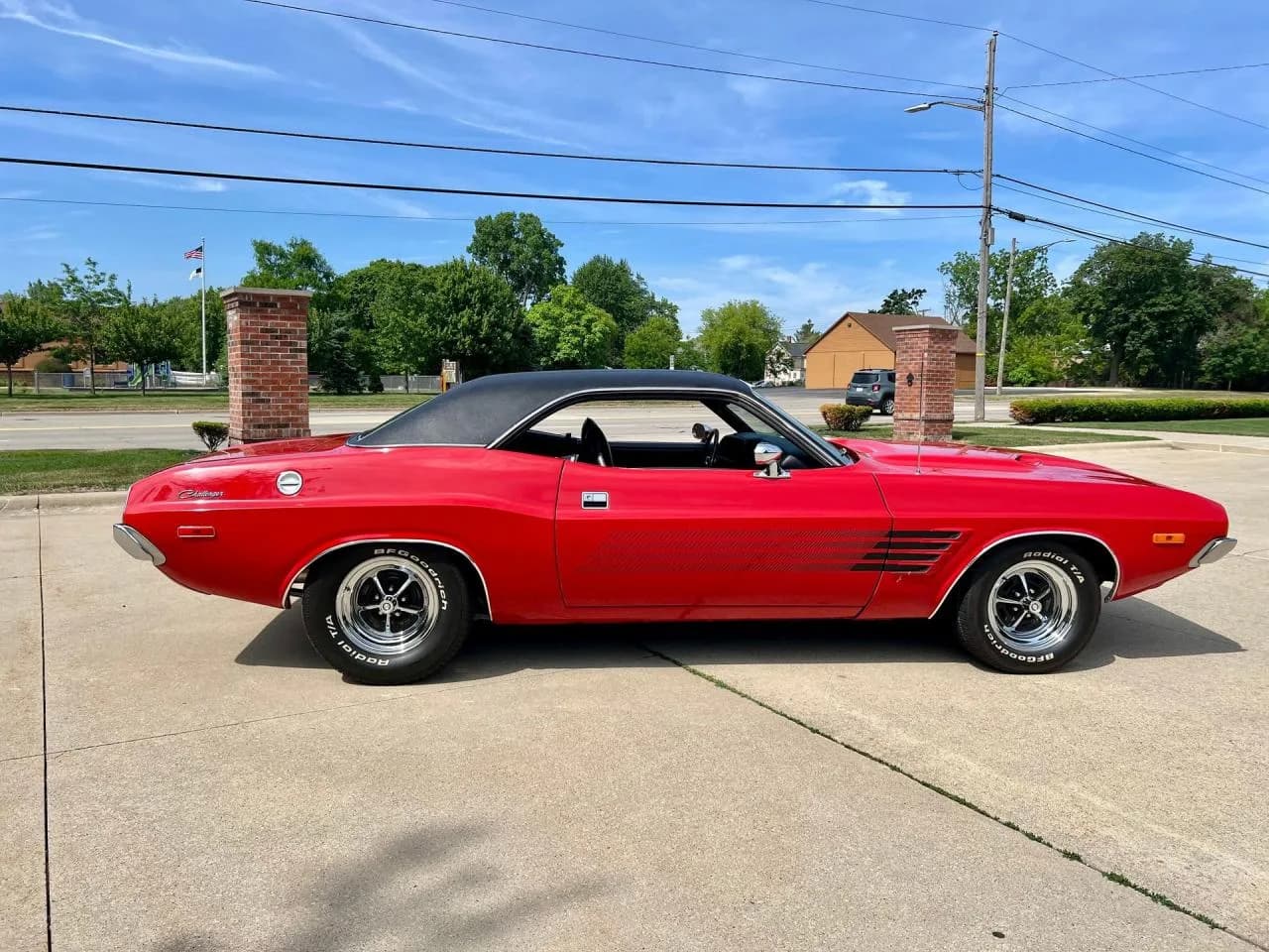 1973 Dodge Challenger - Thumbnail 4