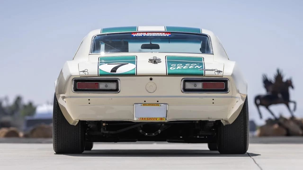 1967 Chevrolet Camaro Z/28 Trans-Am ex-Alan Green Chevrolet - Thumbnail 8
