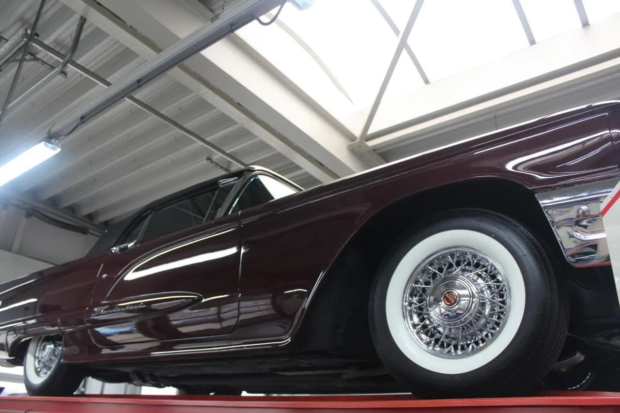 1960 Ford Thunderbird Convertible V8 352 ci - Thumbnail 8