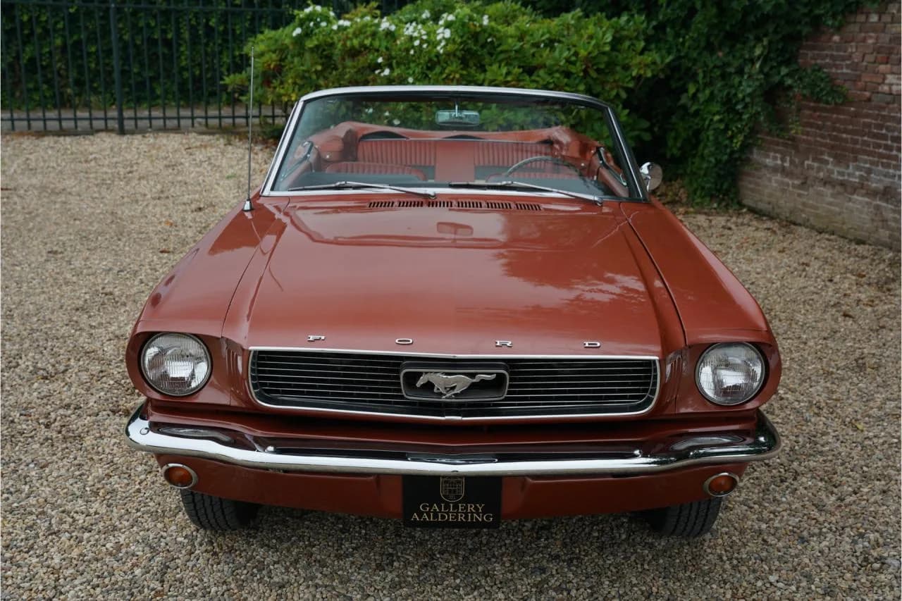 1966 Ford Mustang 289 Convertible Deluxe Emberglo &ldquo;One owner from new&rdquo; - Thumbnail 8