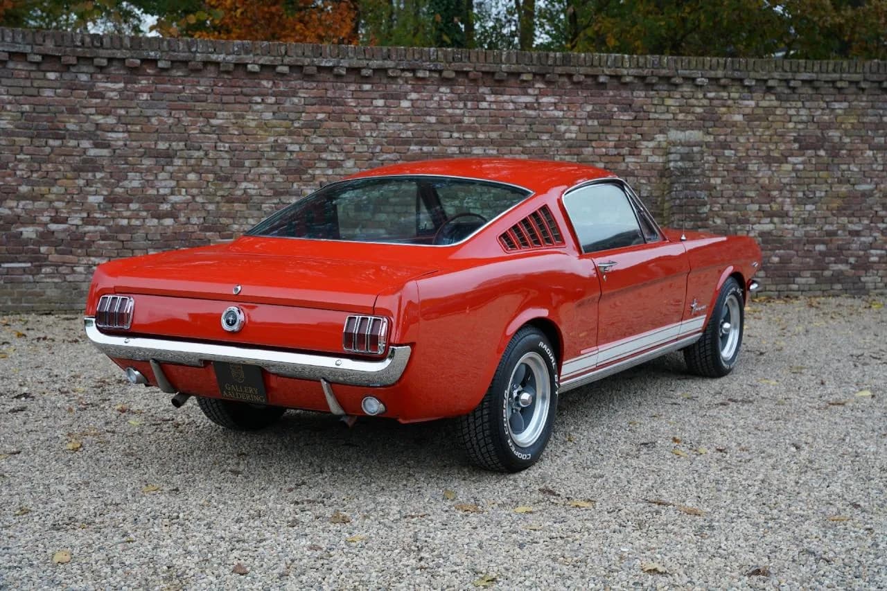 1965 Ford Mustang 289 Fastback &ldquo;An A-code in Triple Red&rdquo; - Thumbnail 2