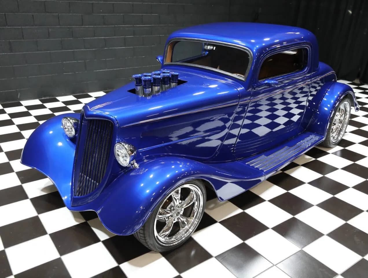 1933 Ford Coupe - Thumbnail 6