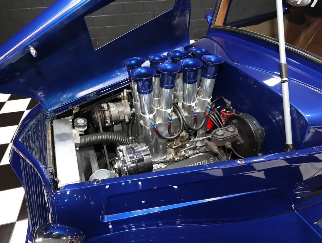 1933 Ford Coupe - Thumbnail 2