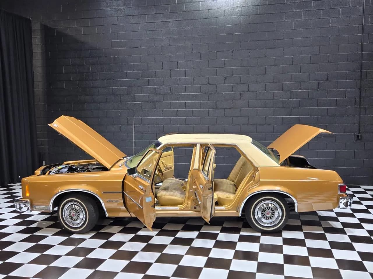1978 Ford GRANADA - Thumbnail 4