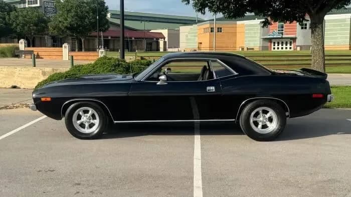 1973 Plymouth Cuda - Thumbnail 2