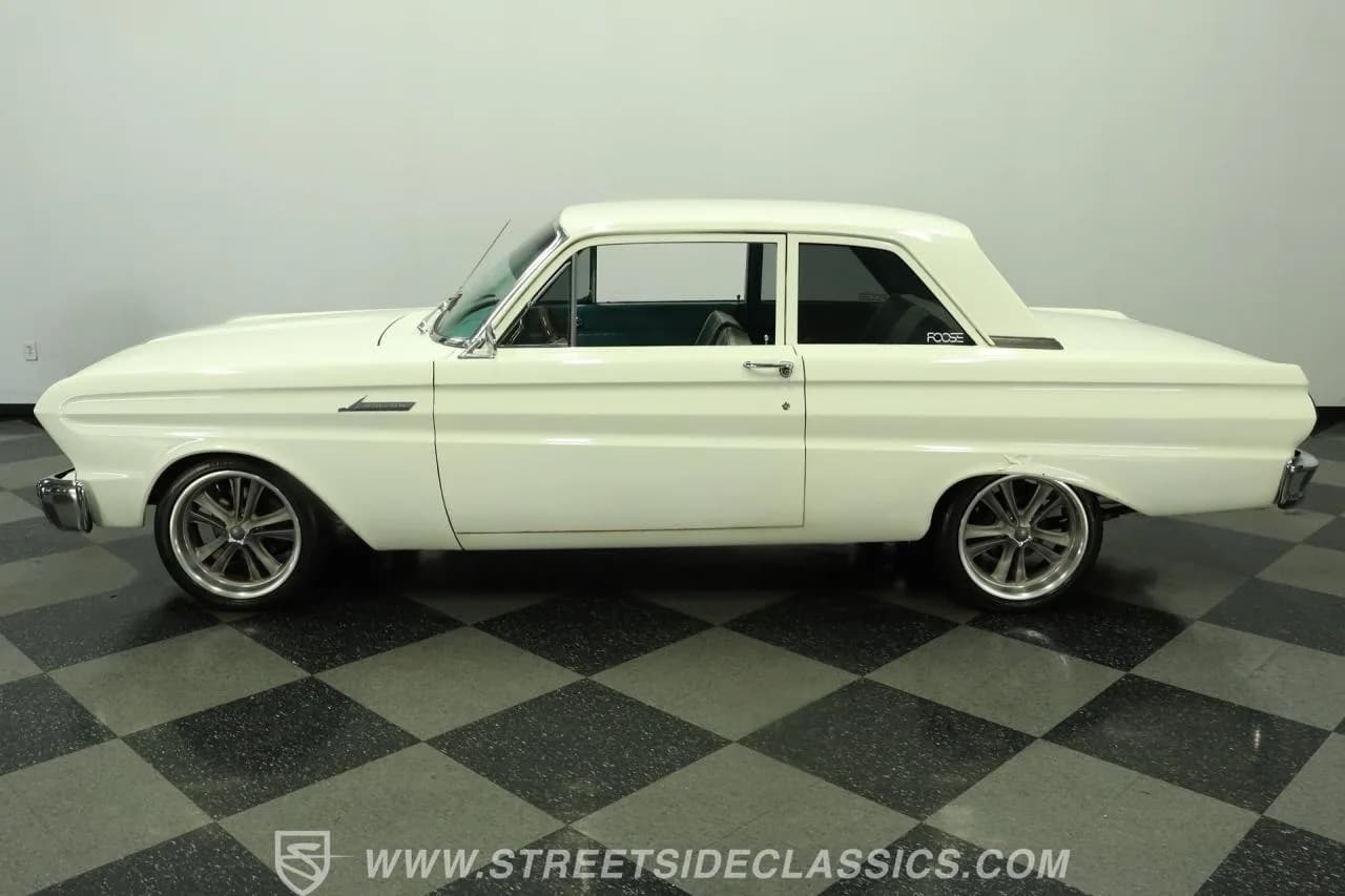1965 Ford Falcon - Thumbnail 2