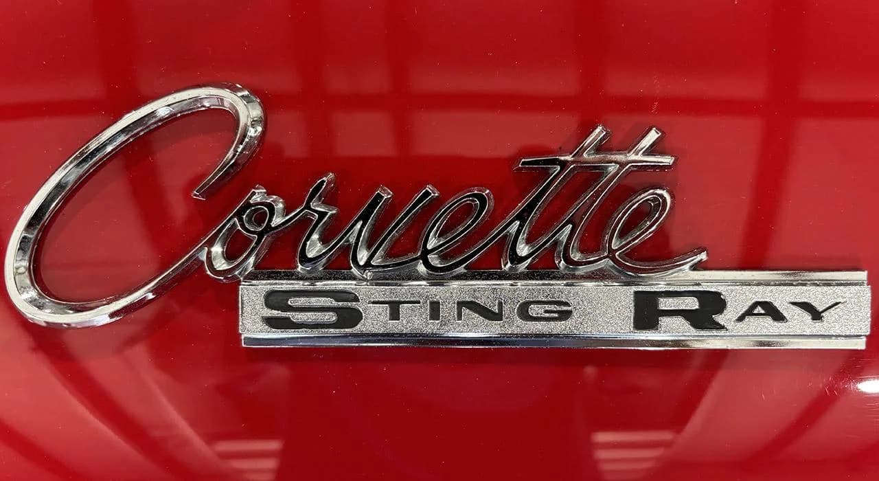 1963 Chevrolet Corvette - Thumbnail 8