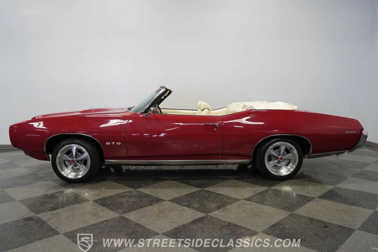1969 Pontiac GTO Convertible - Thumbnail 8
