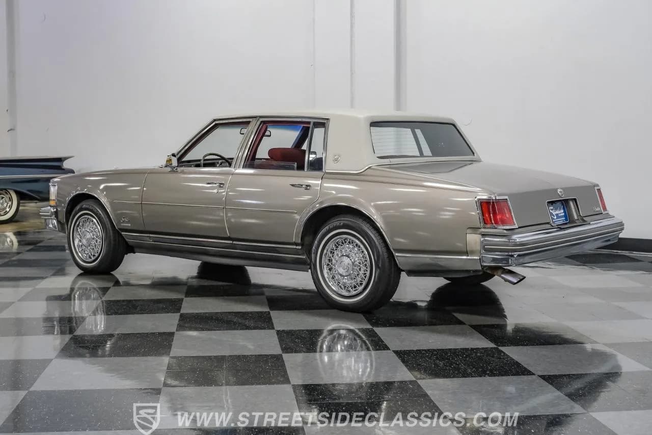1977 Cadillac Seville - Thumbnail 8